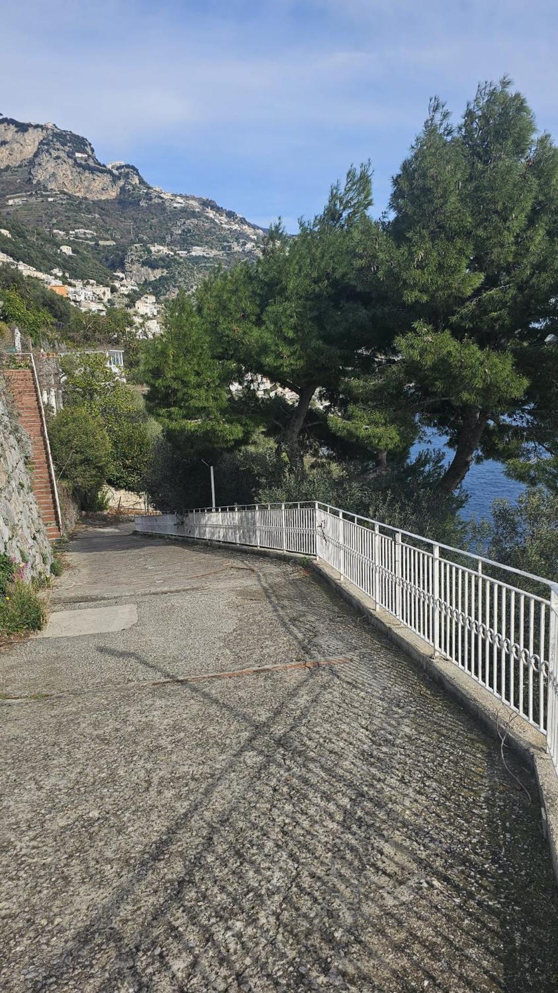 Casa La Scogliera Apartment Praiano Bagian luar foto